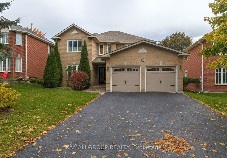 271-rhodes-circle-newmarket-ontario-n12565668