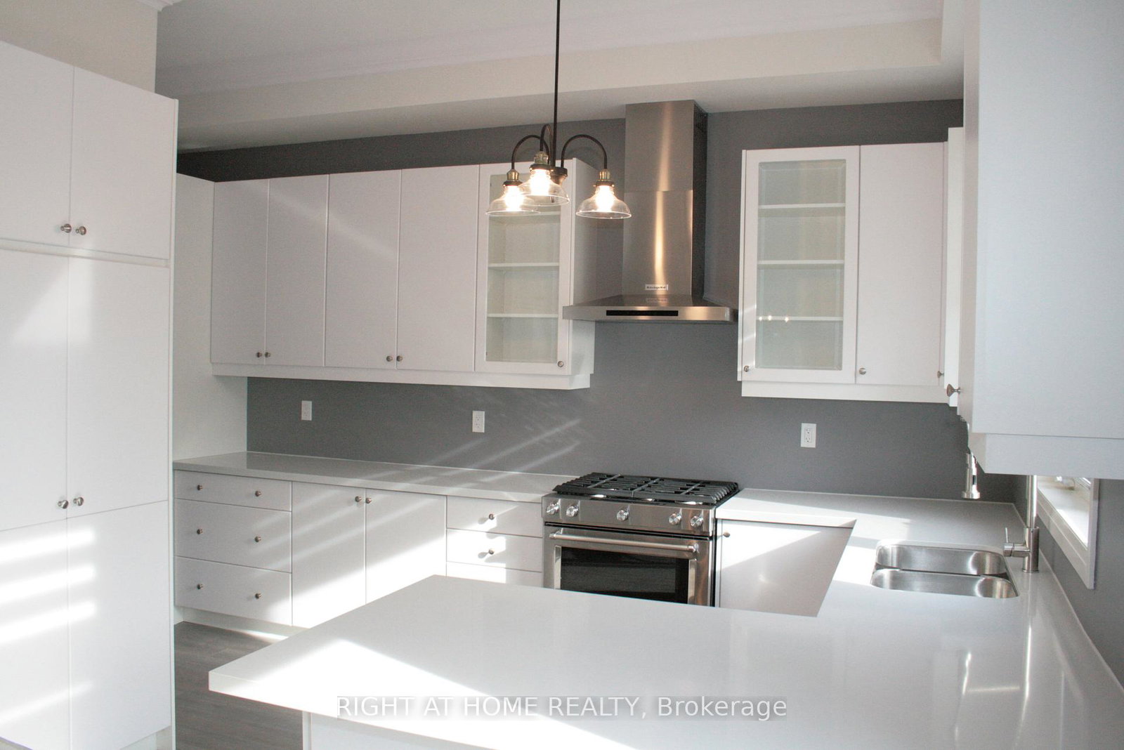 206-arianna-crescent-vaughan-ontario-n12565912
