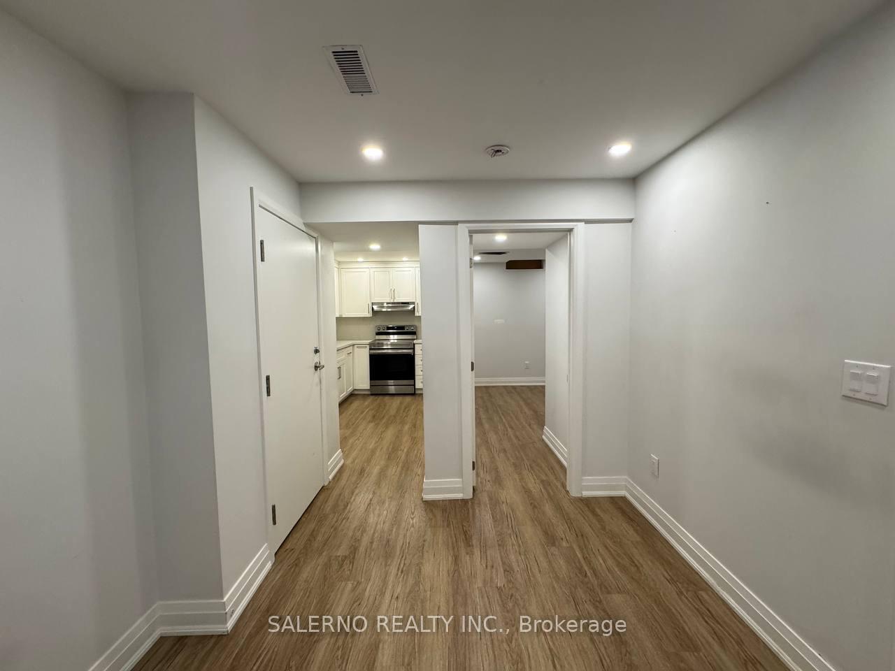 84-venice-gate-drive-vaughan-ontario-n12566490