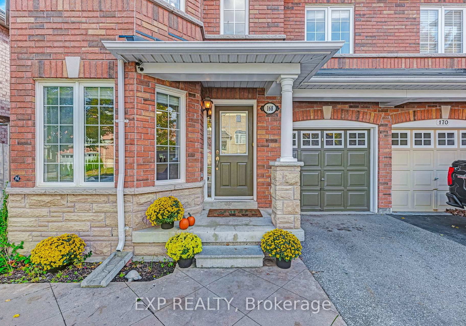 168-wainscot-avenue-newmarket-ontario-n12566700