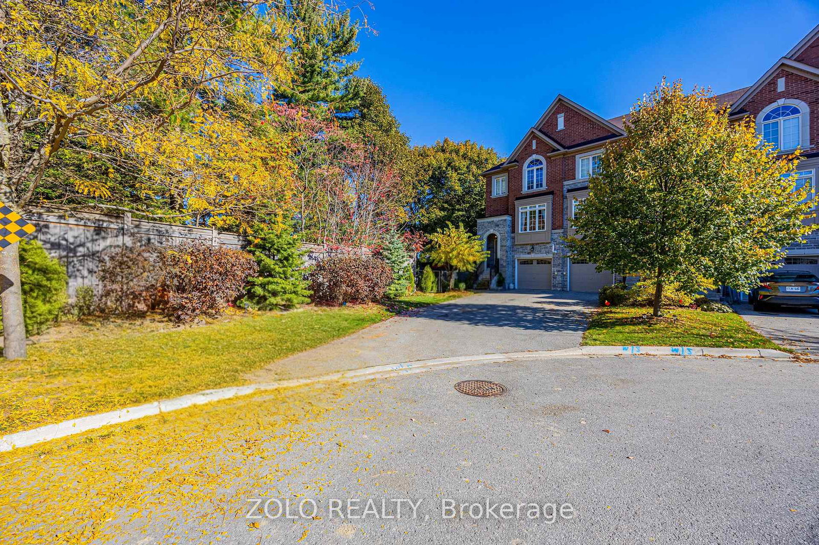 235-appleton-court-newmarket-ontario-n12568006