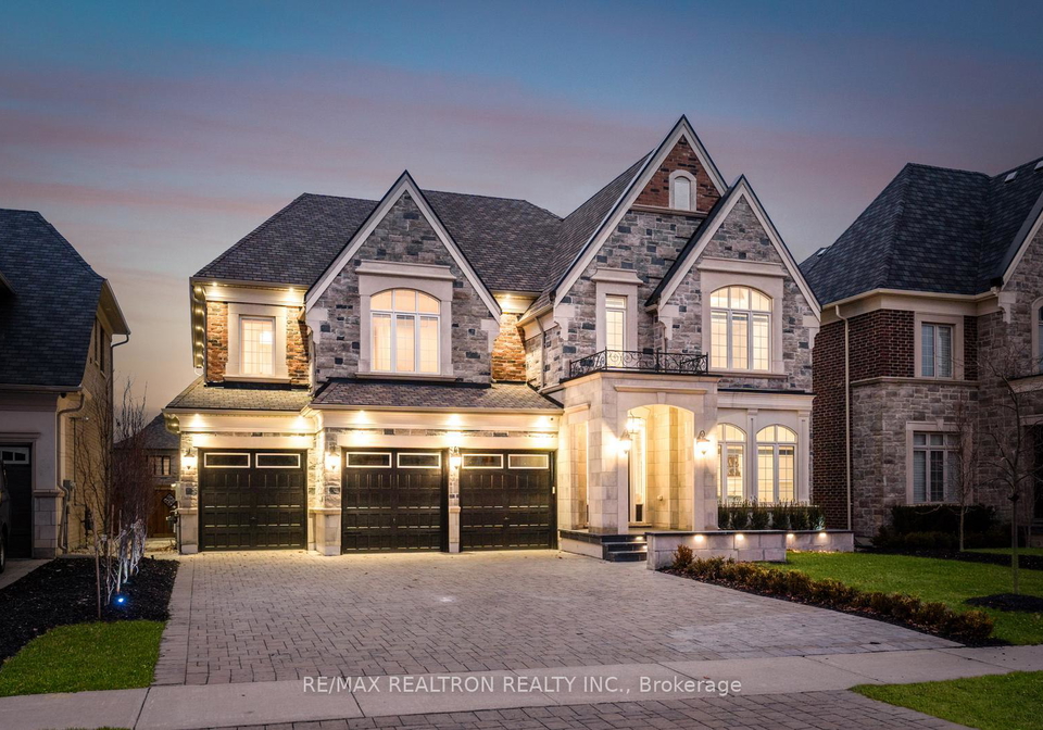 62-endless-circle-vaughan-ontario-n12569044