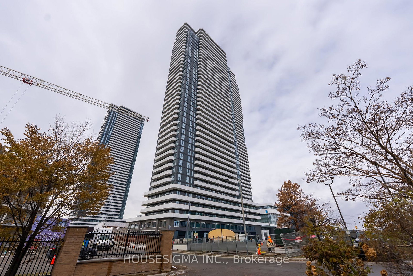 8-interchange-way-vaughan-ontario-n12569478