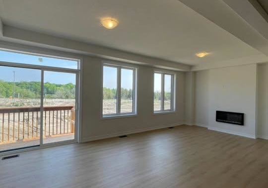 47-kenneth-rogers-crescent-east-gwillimbury-ontario-n12569854