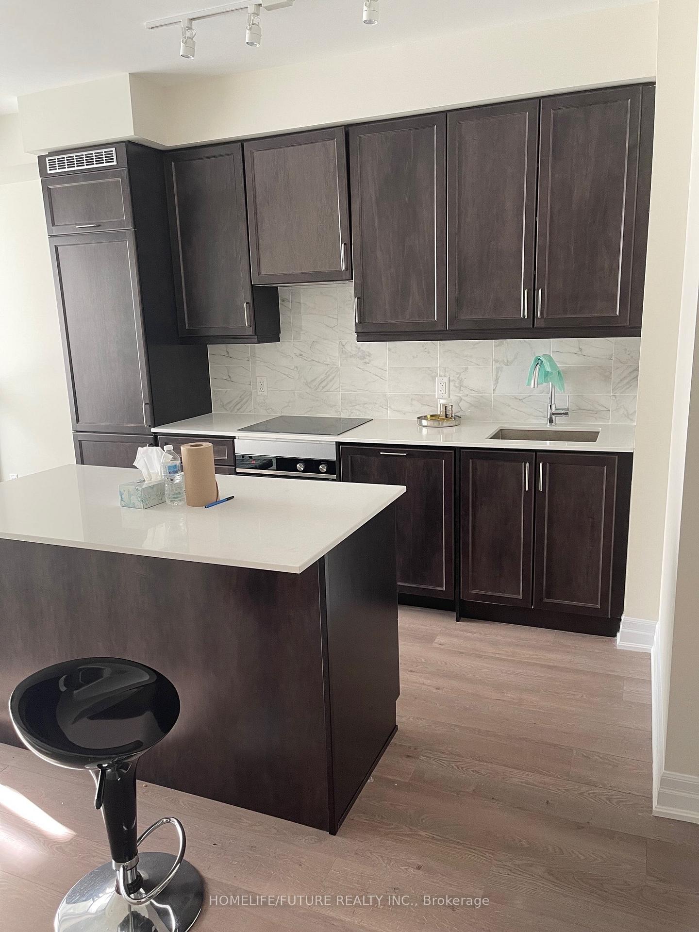 9075-jane-street-s-vaughan-ontario-n12570432