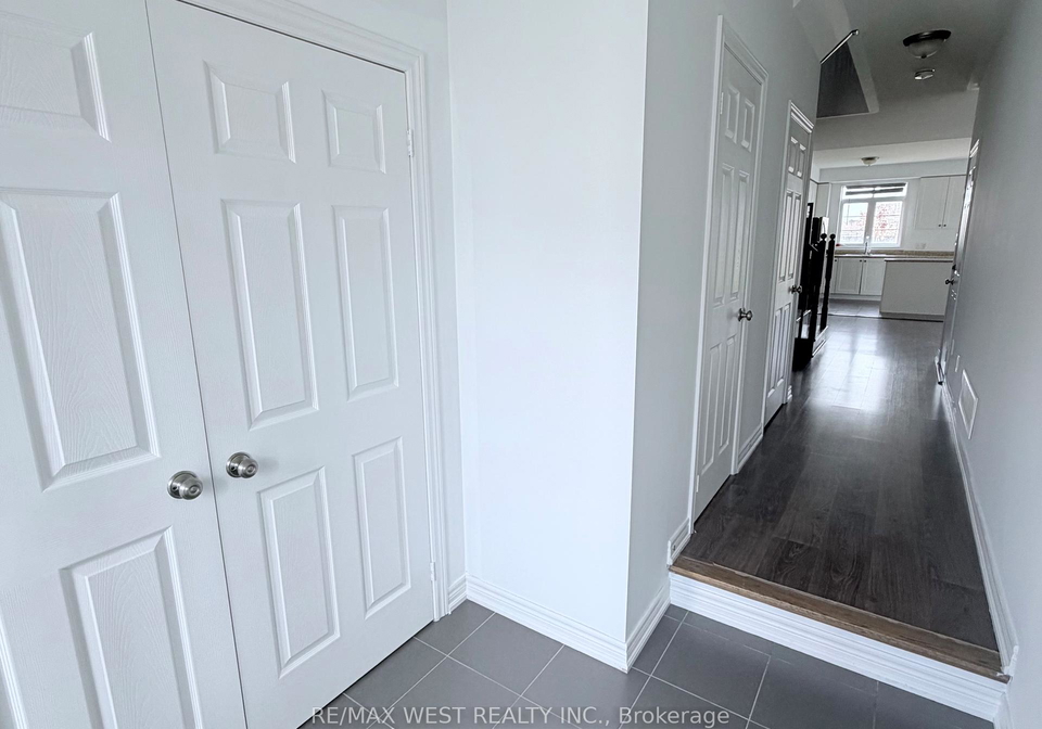 7-webb-street-bradford-west-gwillimbury-ontario-n12570984