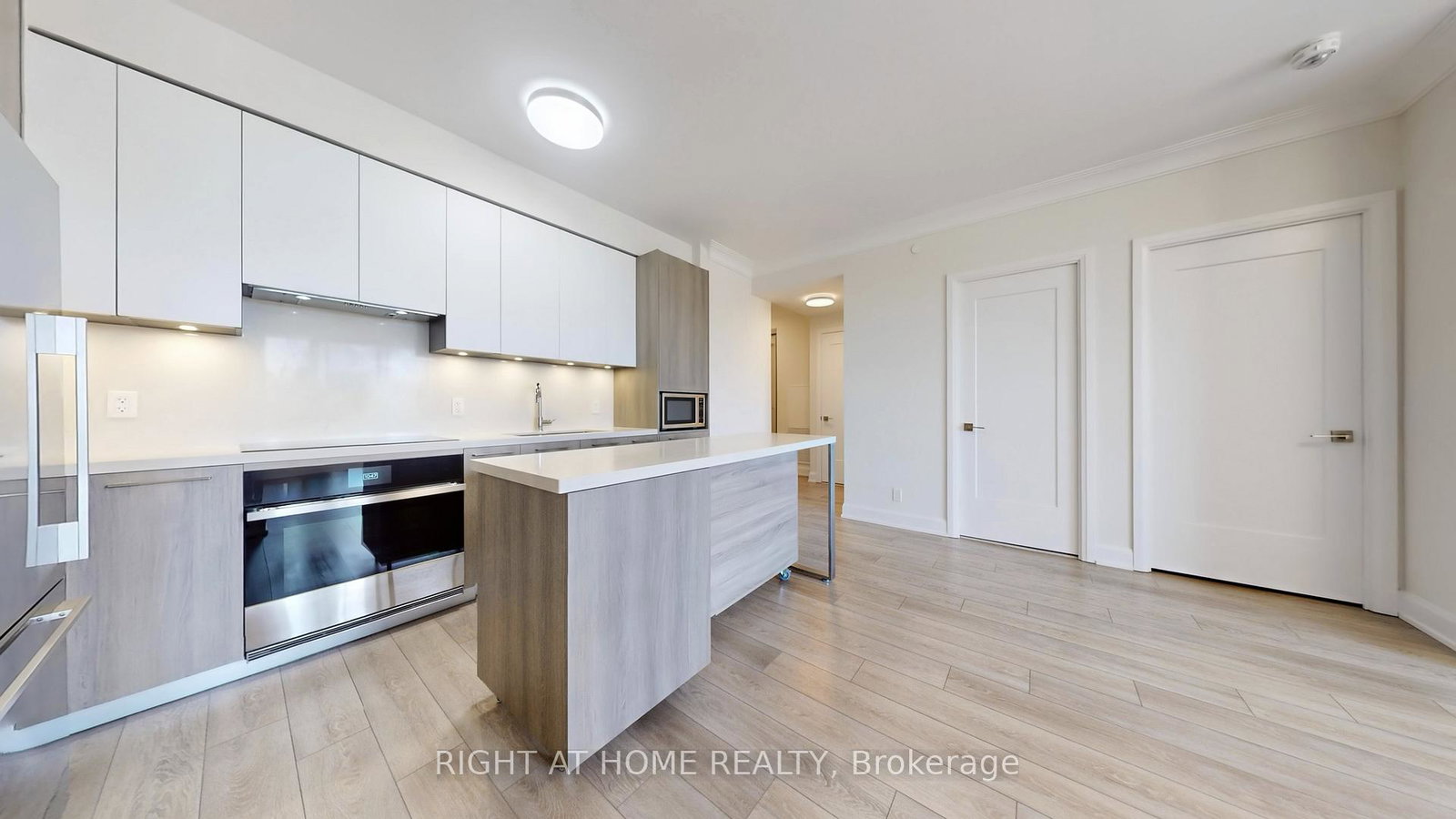 38-water-walk-drive-markham-ontario-n12571704
