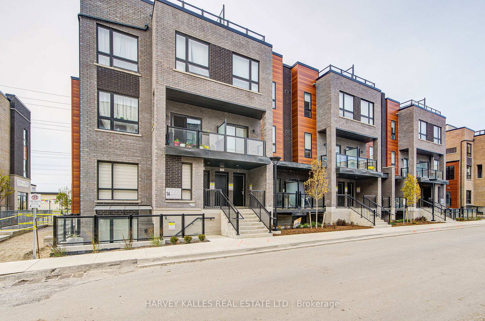 14-lytham-green-circle-newmarket-ontario-n12572128