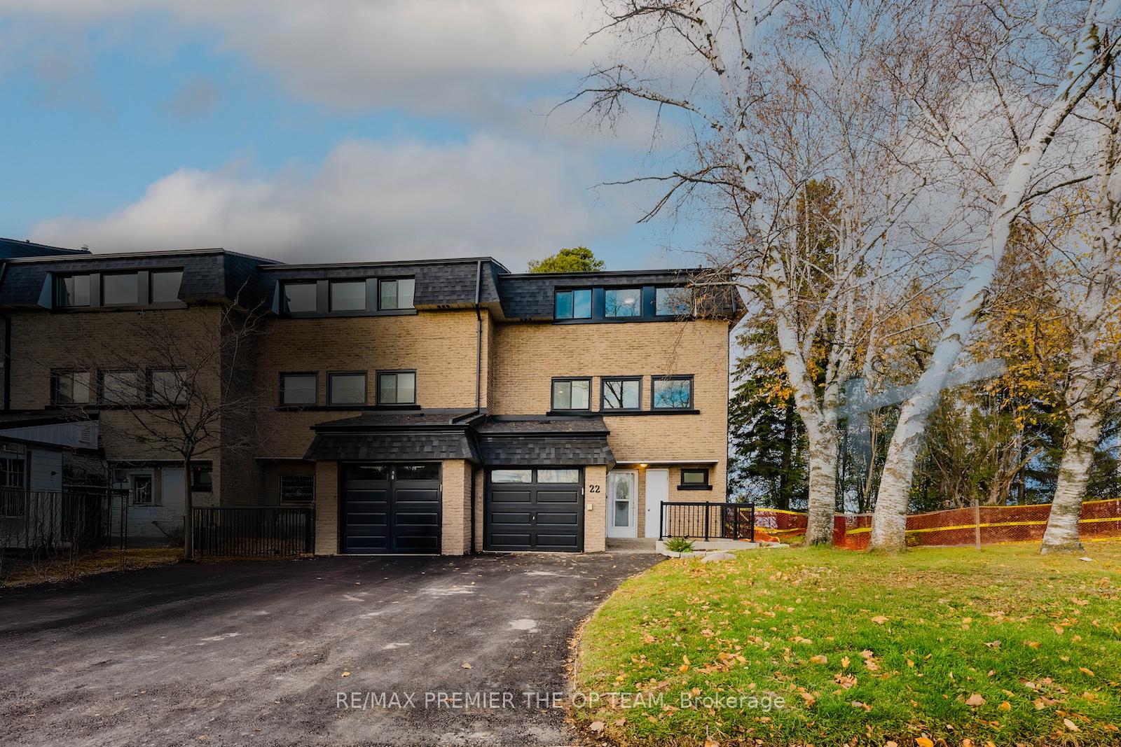 22-henderson-drive-aurora-ontario-n12572256