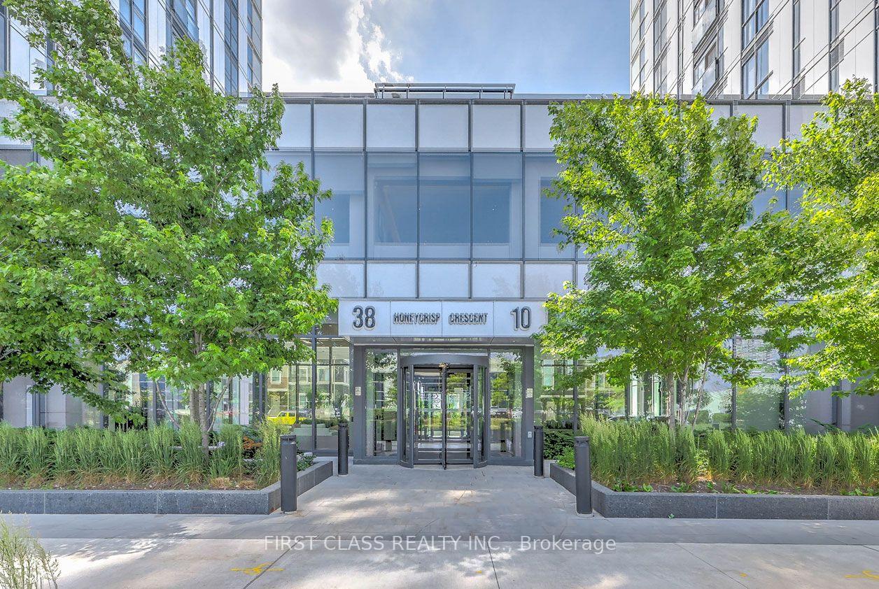 10-honeycrisp-crescent-vaughan-ontario-n12572320