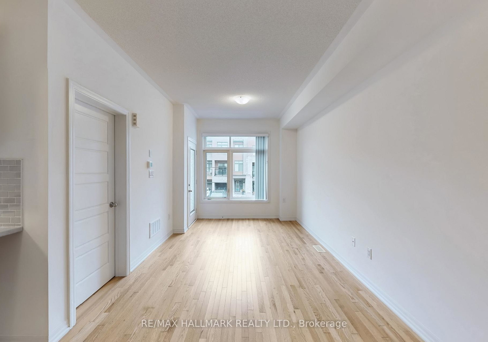 106-bravo-lane-newmarket-ontario-n12572876