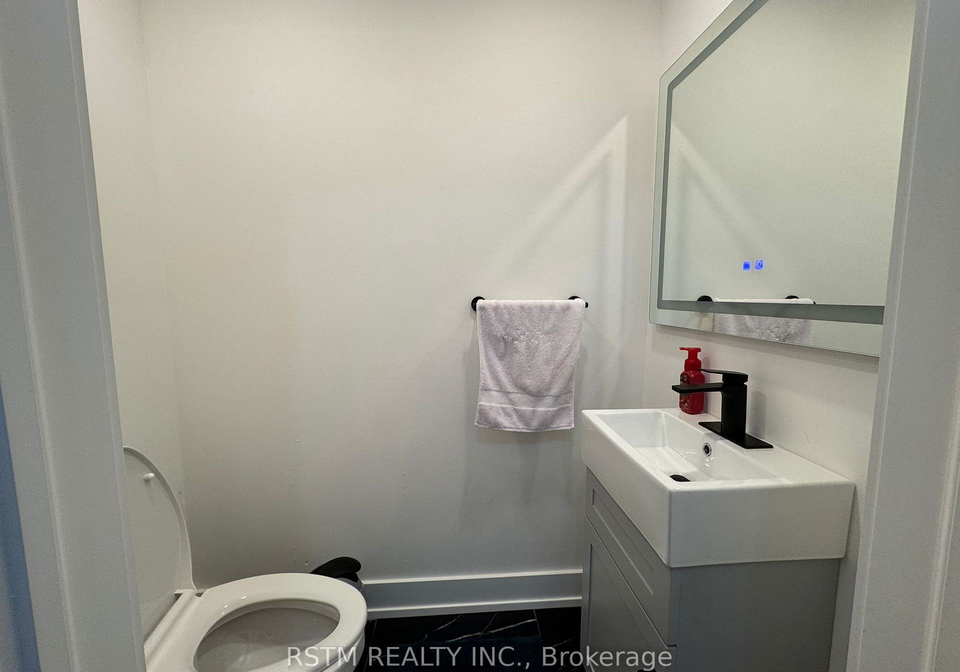 650-mountview-place-newmarket-ontario-n12573412