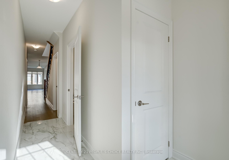 64-montrose-boulevard-bradford-west-gwillimbury-ontario-n12573916