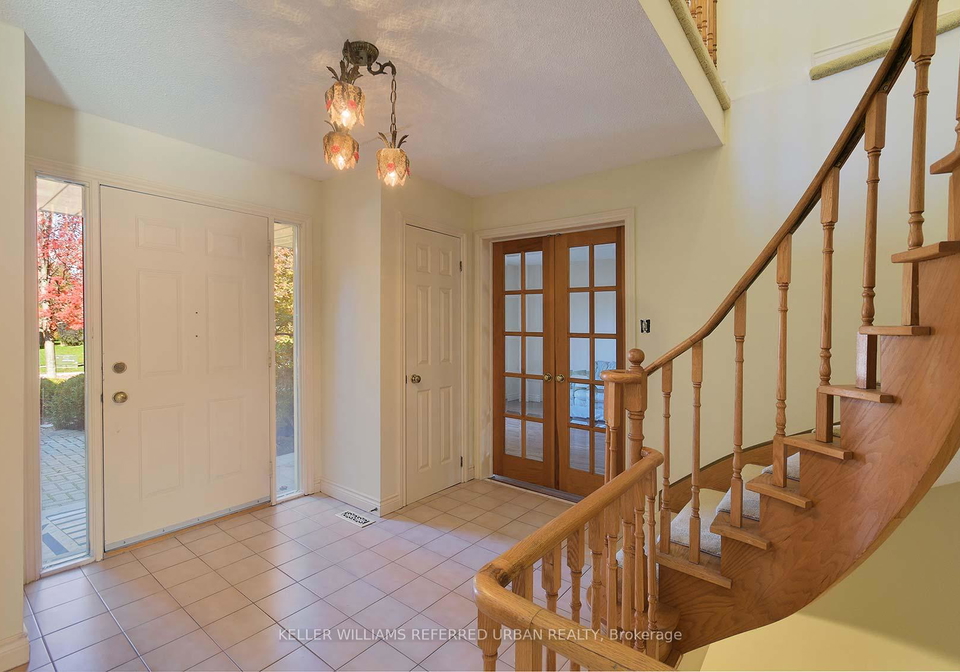 62-devlin-place-aurora-ontario-n12574306