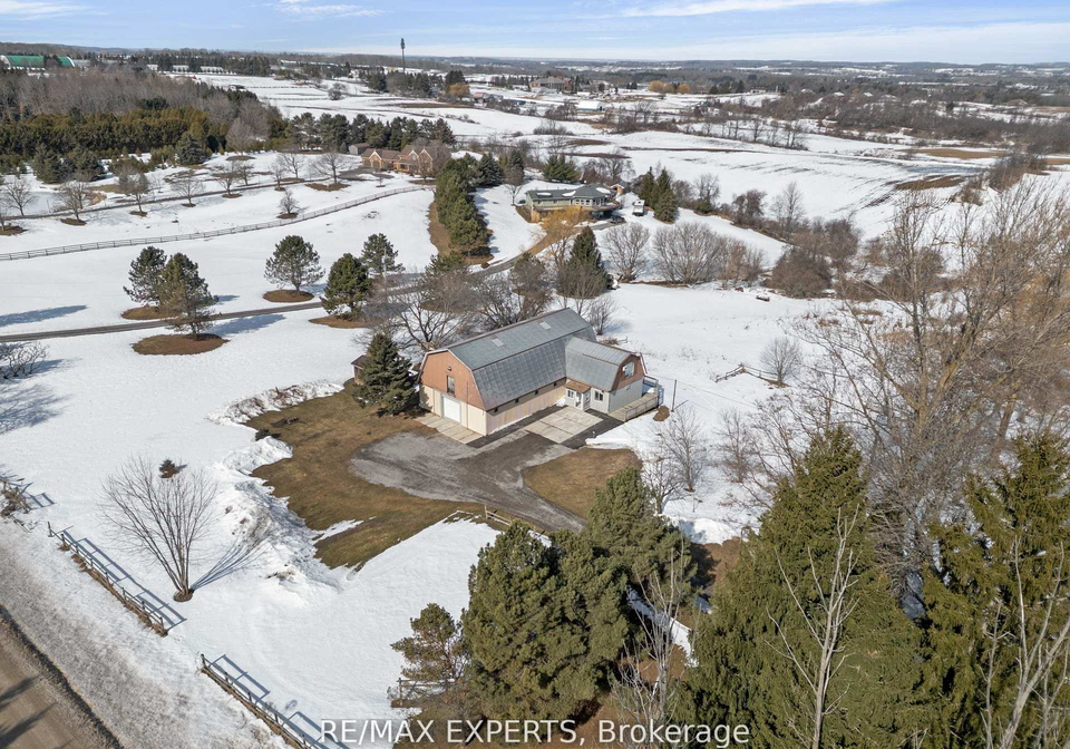 5780-17th-side-road-king-ontario-n12575478