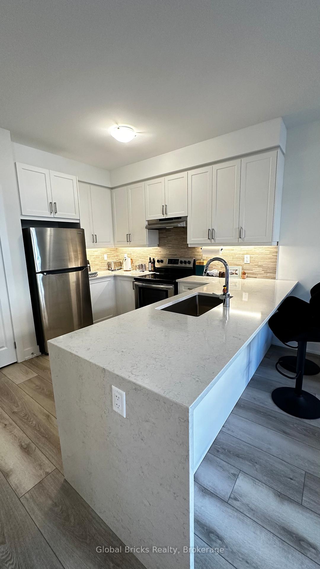 2-phelps-lane-richmond-hill-ontario-n12576224
