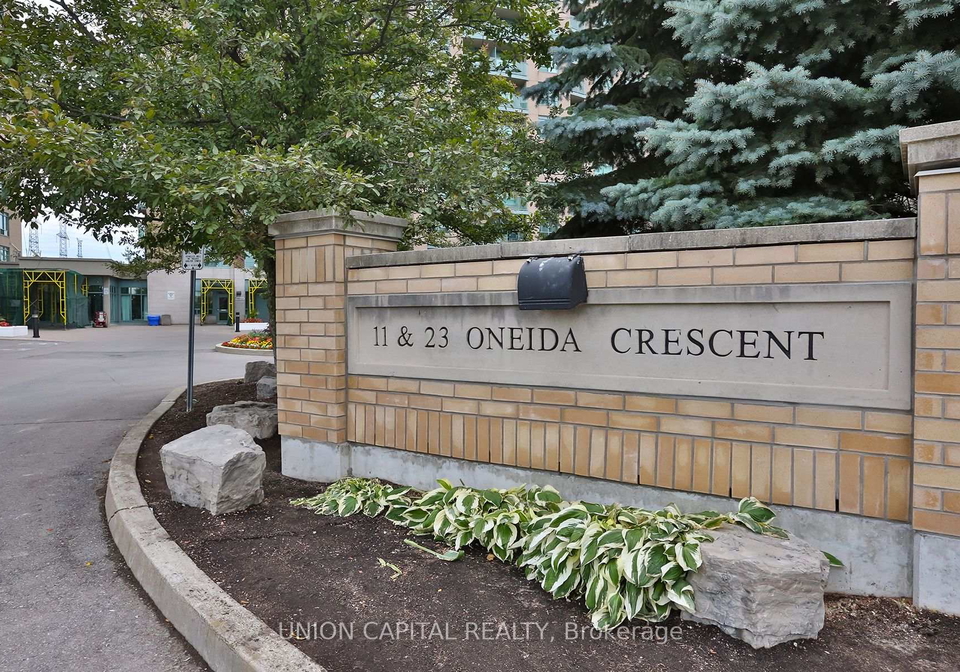 23-oneida-crescent-richmond-hill-ontario-n12577010