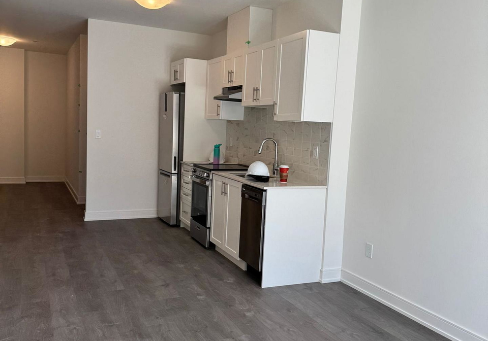 715-davis-drive-newmarket-ontario-n12577298