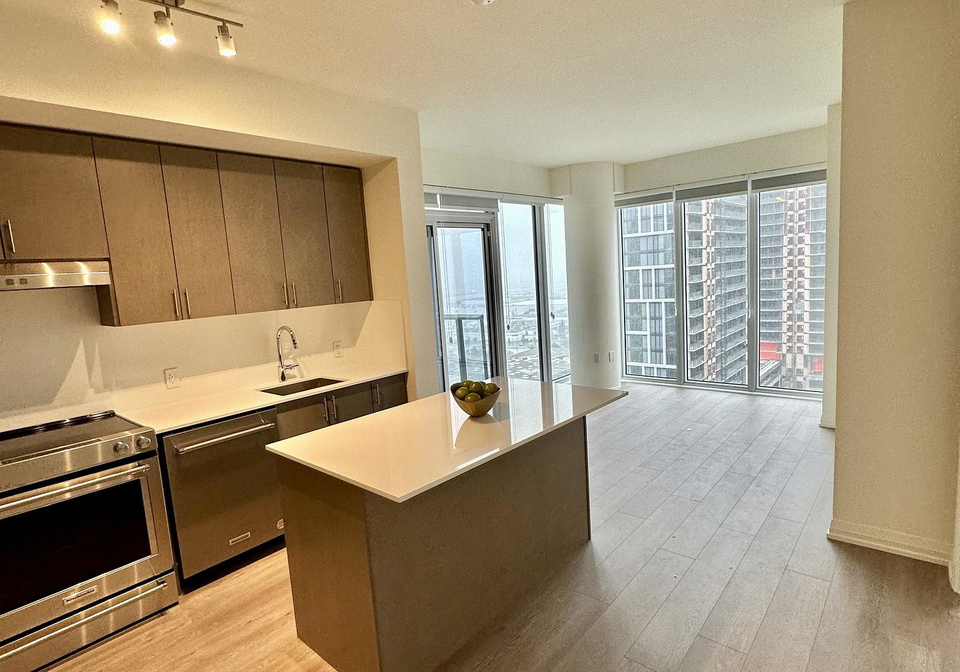 9000-jane-street-vaughan-ontario-n12577342