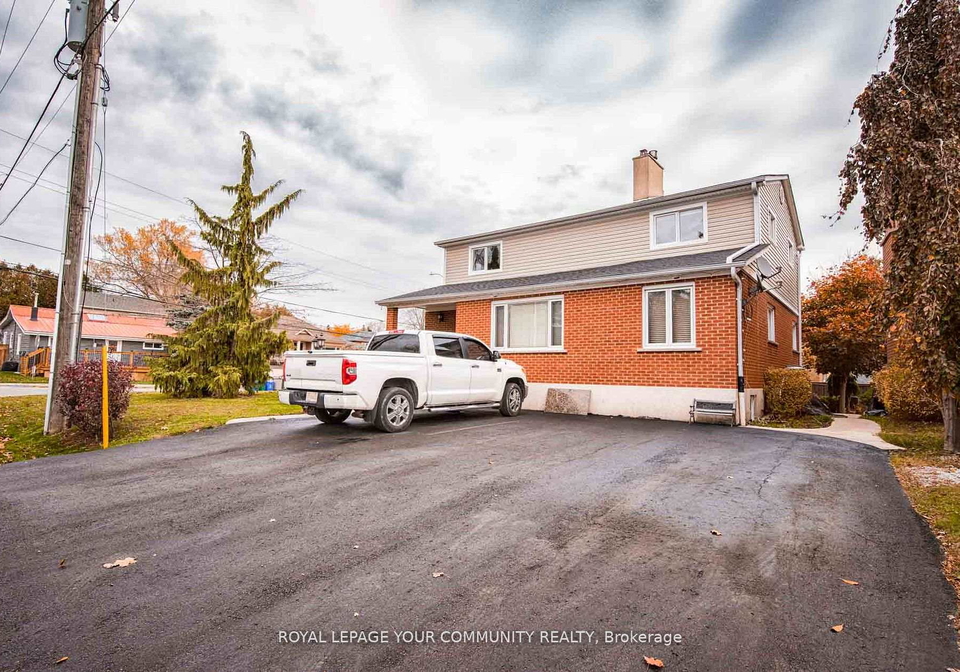 35-wildwood-avenue-richmond-hill-ontario-n12579566