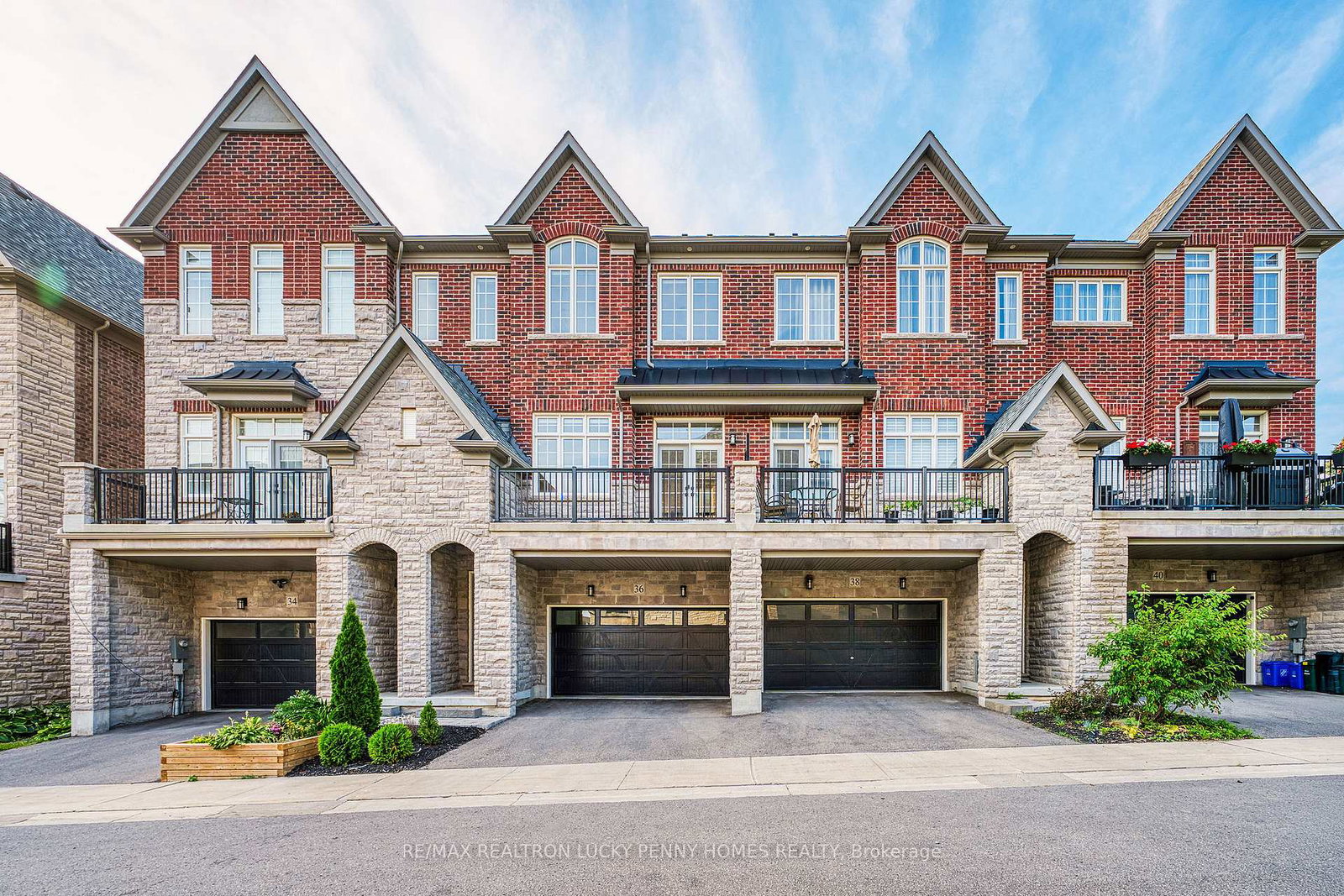 36-creekvalley-lane-markham-ontario-n12581346