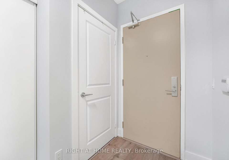180-enterprise-boulevard-markham-ontario-n12582116