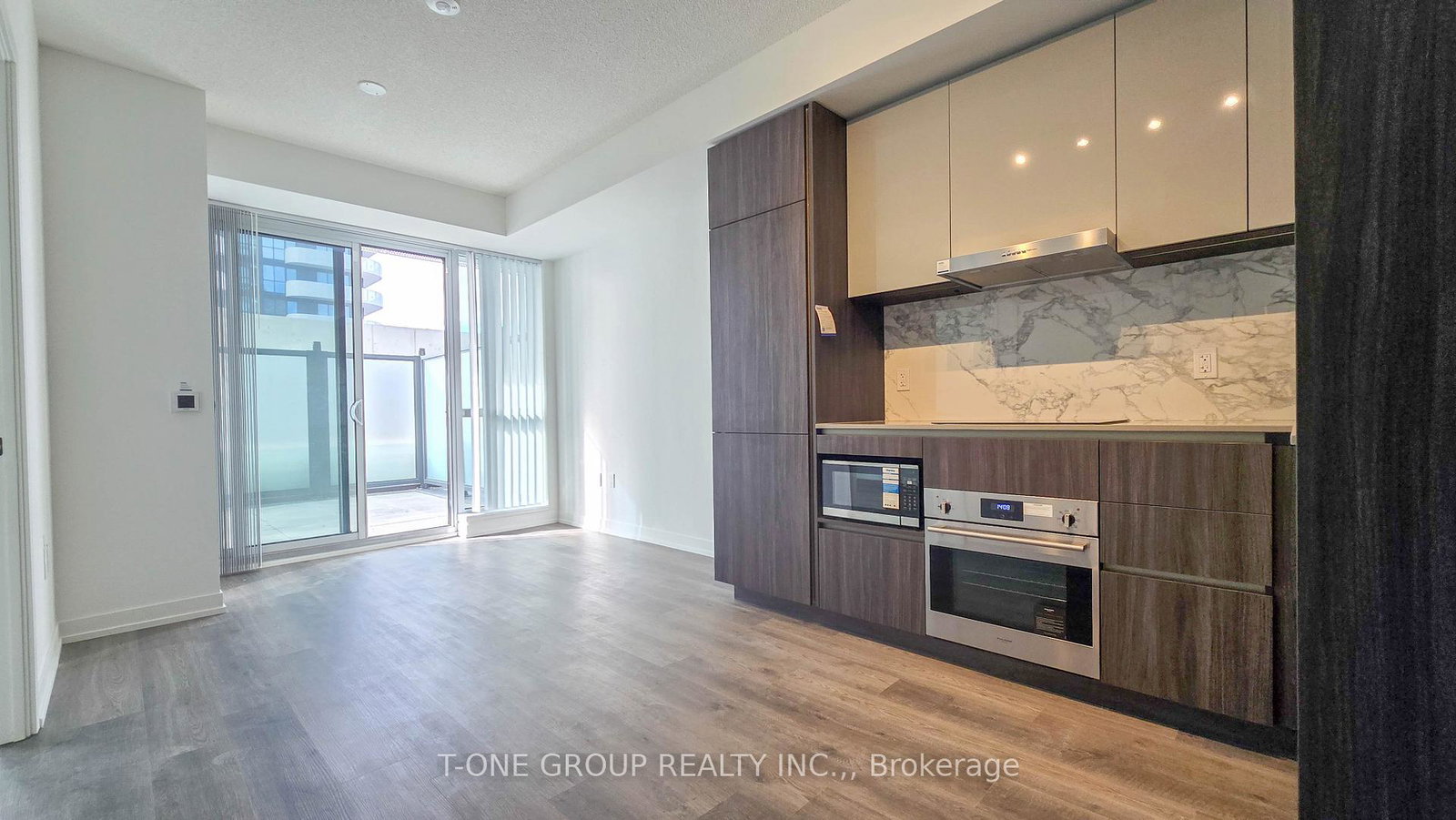 8-interchange-way-vaughan-ontario-n12582498