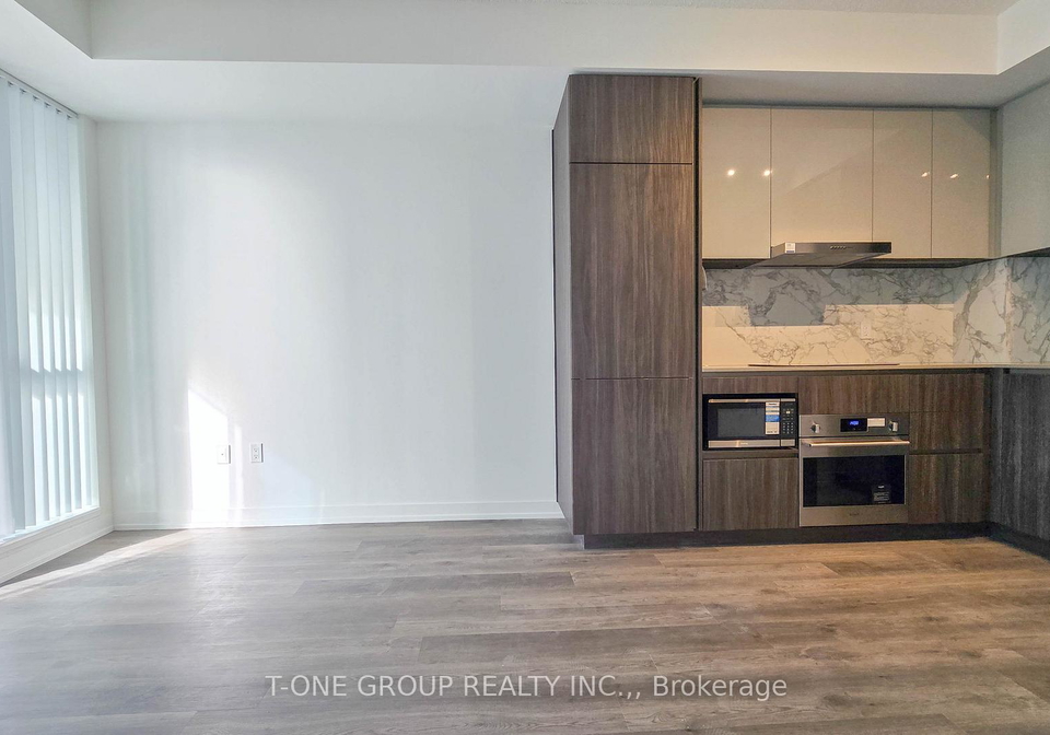 8-interchange-way-vaughan-ontario-n12582498