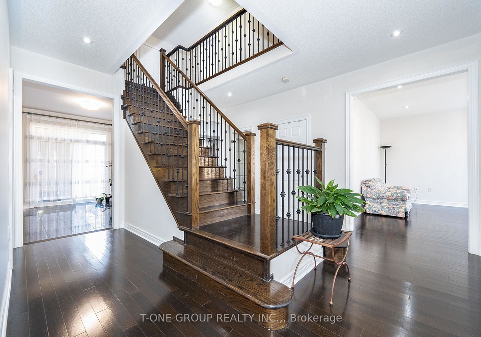 14-annibale-drive-markham-ontario-n12583232