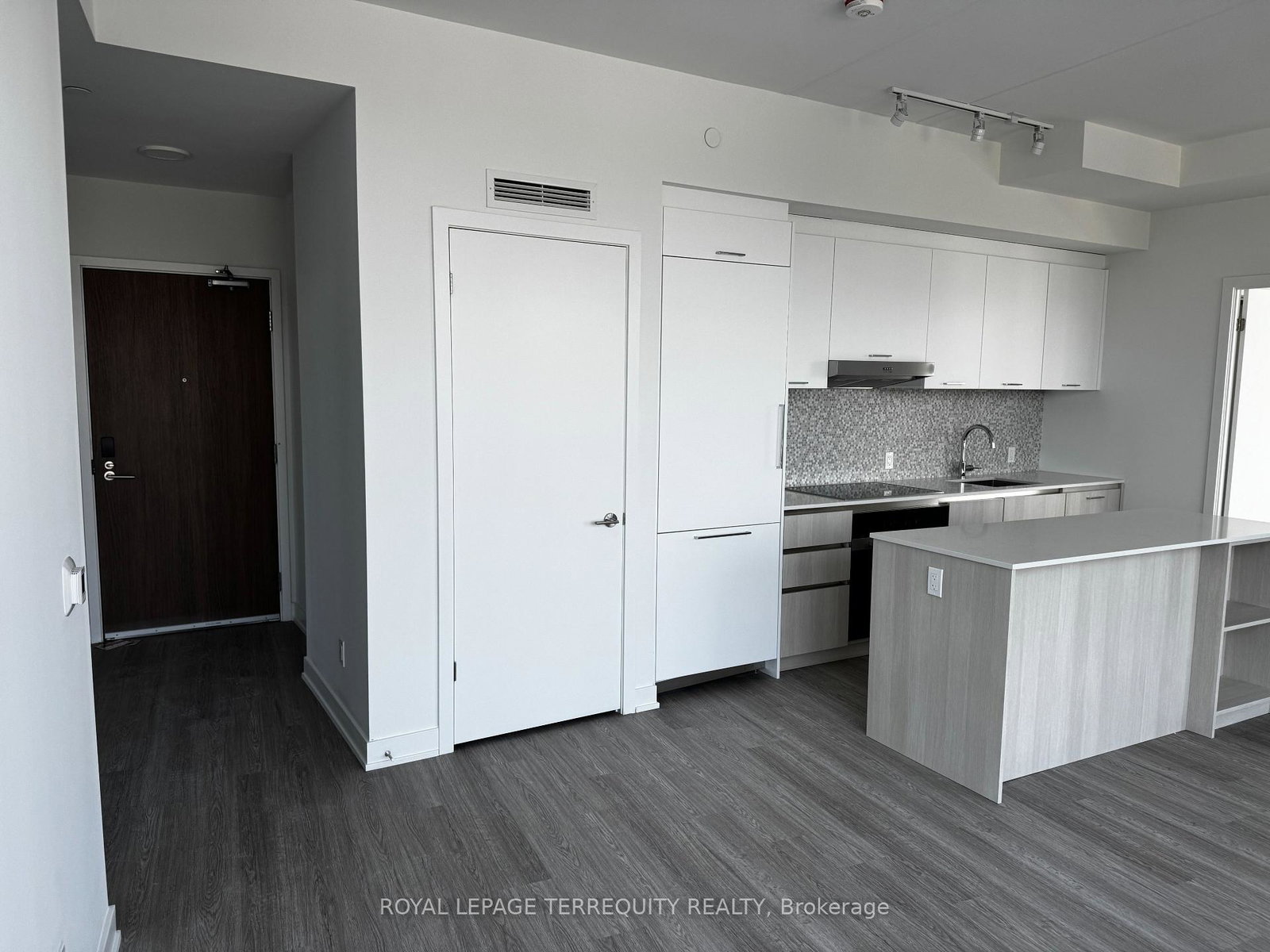 8188-yonge-street-vaughan-ontario-n12583538