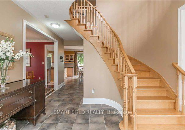 704-foxcroft-boulevard-newmarket-ontario-n12584442