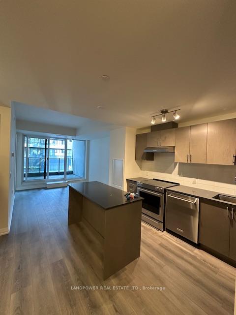 27-korda-gate-vaughan-ontario-n12586894