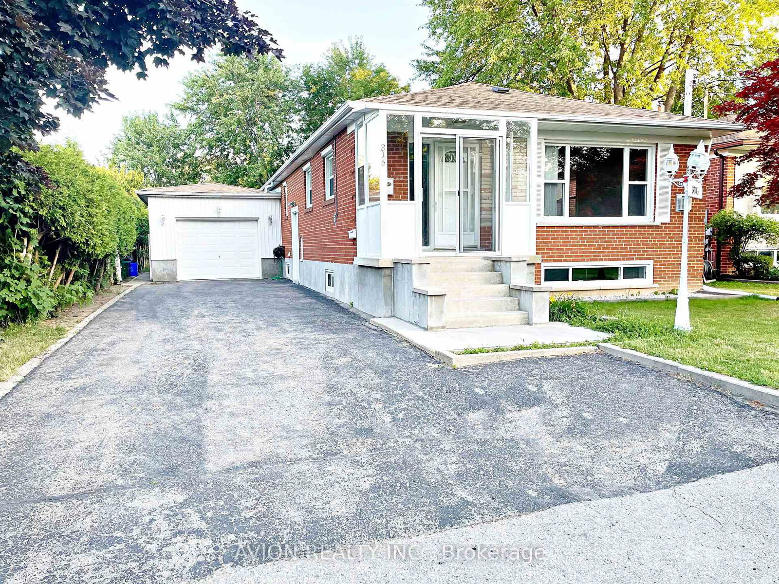 316-gells-road-richmond-hill-ontario-n12586920