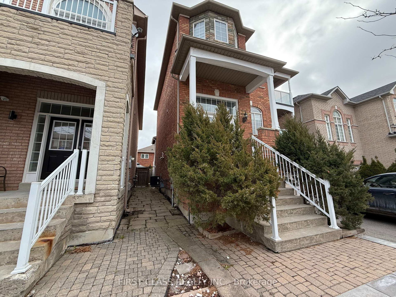 131-santa-maria-trail-vaughan-ontario-n12587130