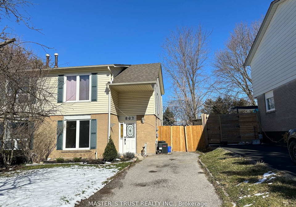 802-greenfield-crescent-newmarket-ontario-n12587304