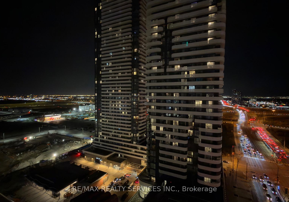 8-interchange-way-vaughan-ontario-n12587480