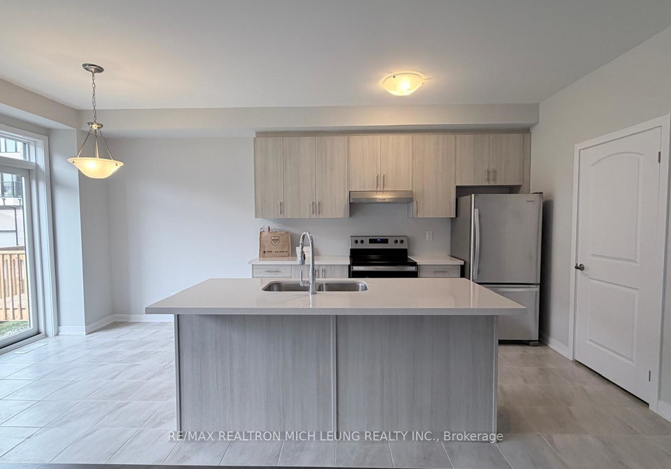 16-harvey-bunker-crescent-markham-ontario-n12587590