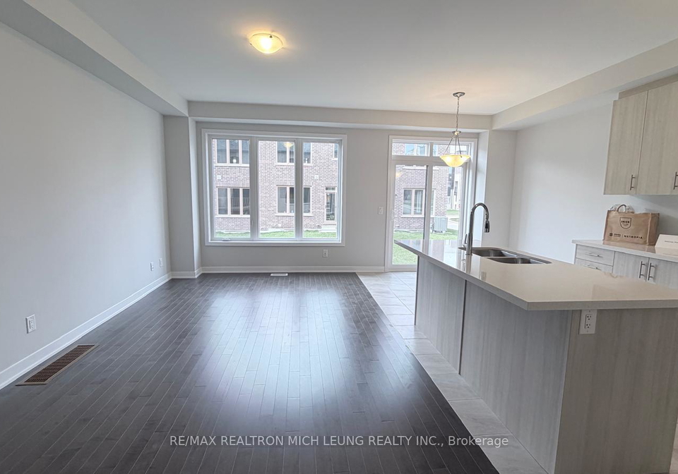 16-harvey-bunker-crescent-markham-ontario-n12587590