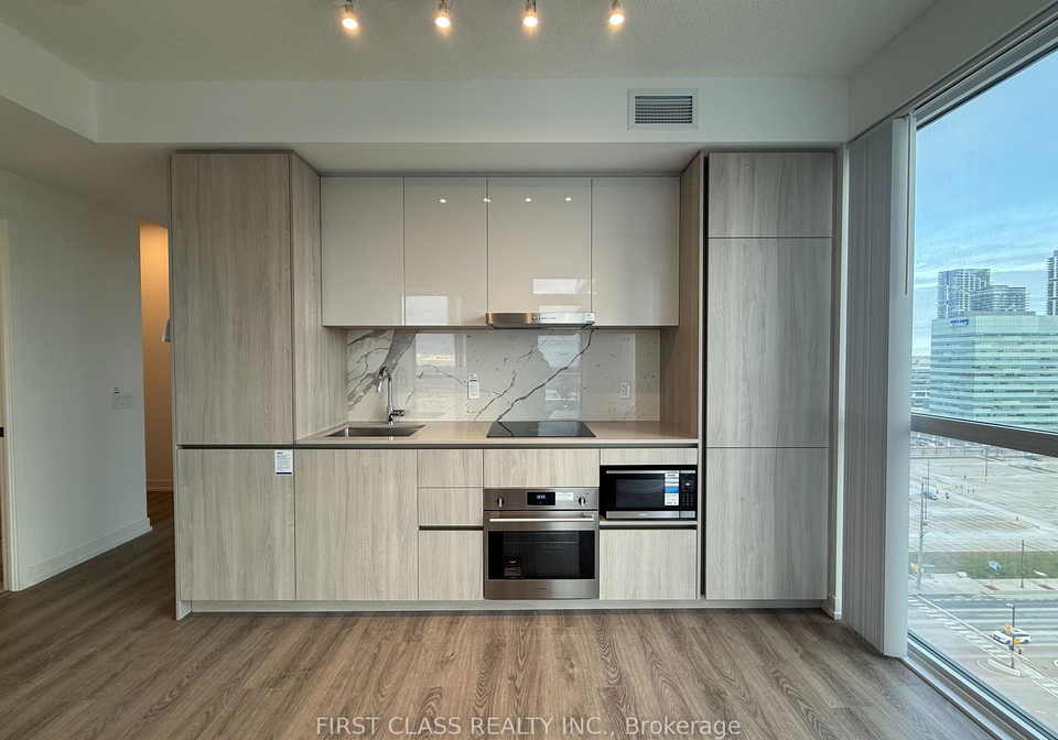 8-interchange-way-vaughan-ontario-n12587968
