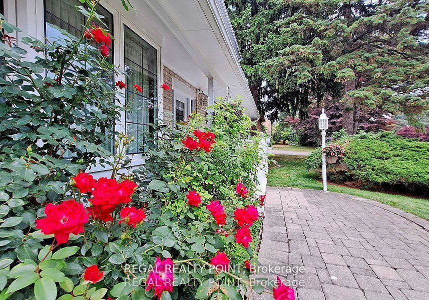 12-fairway-heights-crescent-markham-ontario-n12588354