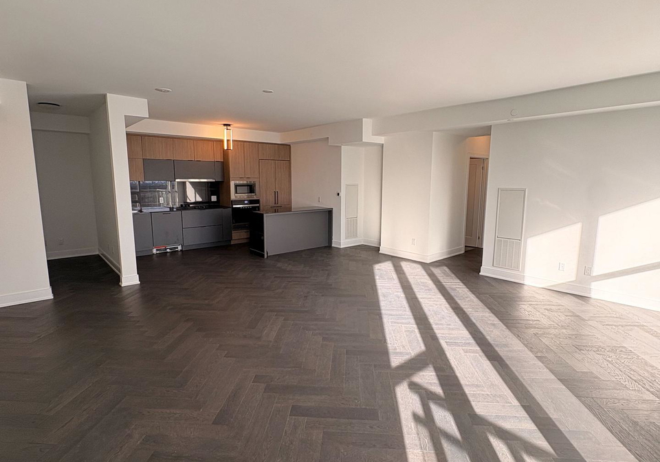 8888-yonge-street-richmond-hill-ontario-n12588792