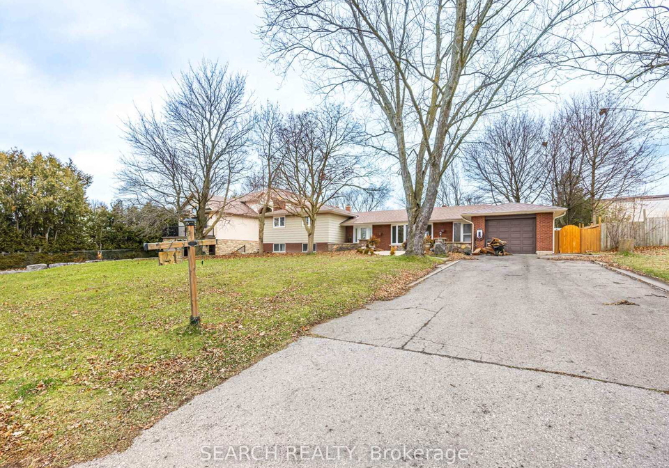 41-hamilton-drive-newmarket-ontario-n12588926