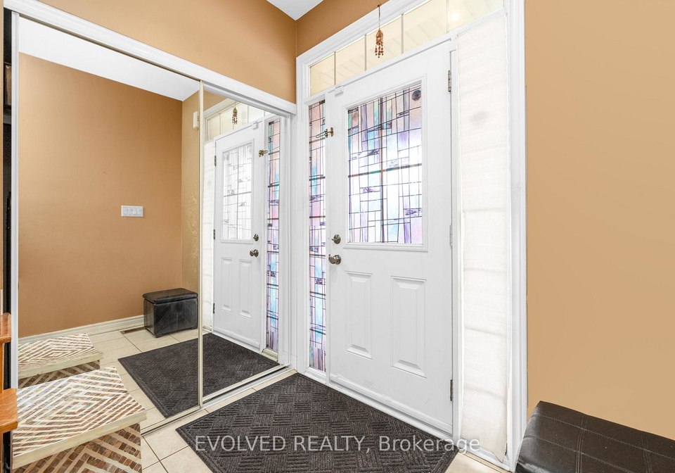 100-sequin-drive-richmond-hill-ontario-n12589392