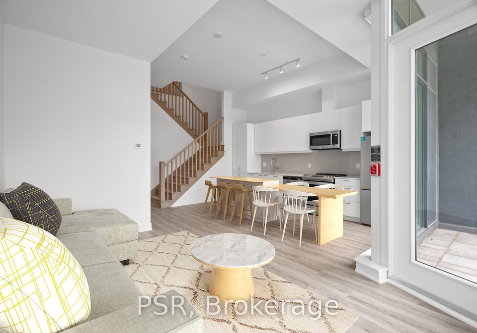 200-deerfield-road-newmarket-ontario-n12589574