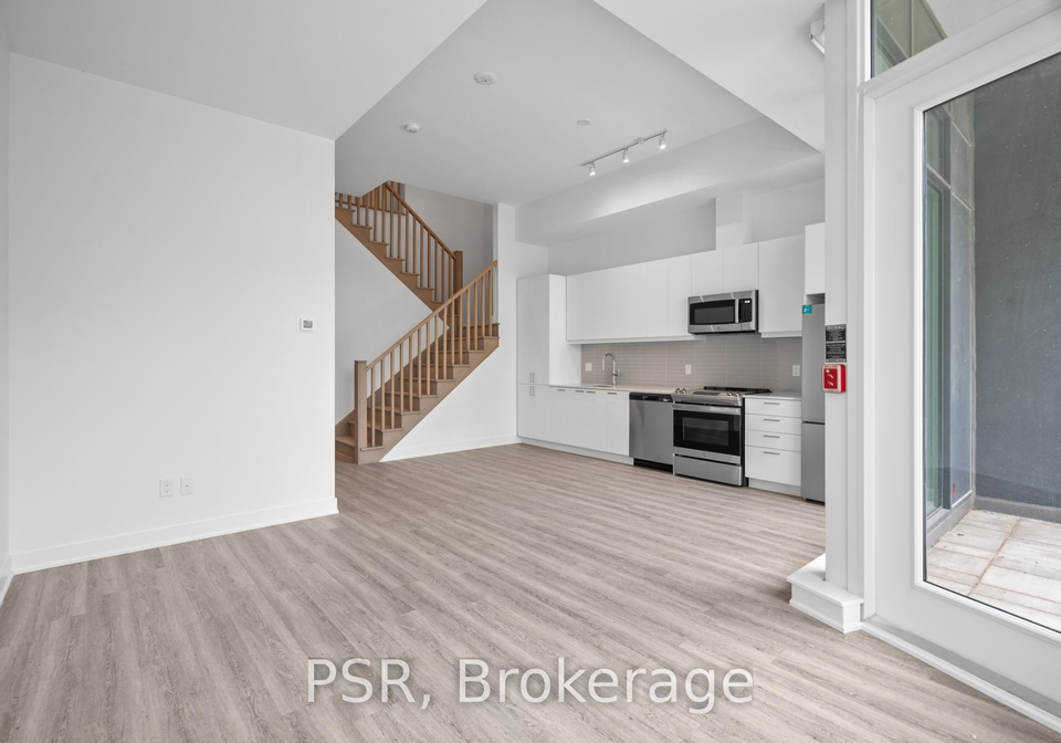 200-deerfield-road-newmarket-ontario-n12589574