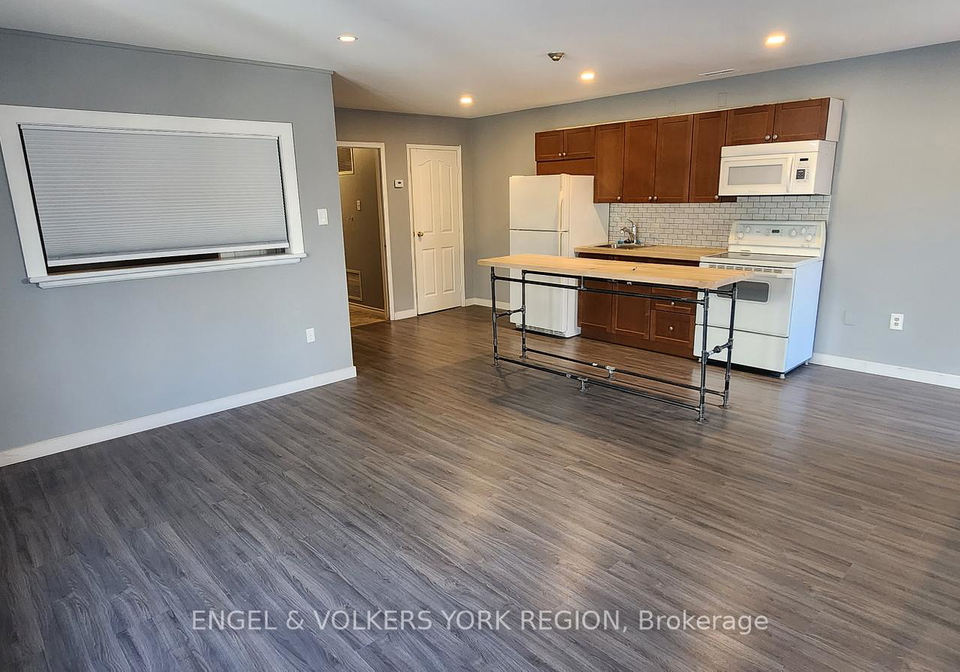6-queen-street-innisfil-ontario-n12590470