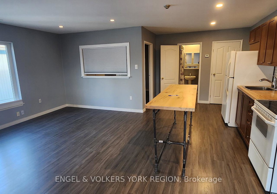 6-queen-street-innisfil-ontario-n12590470