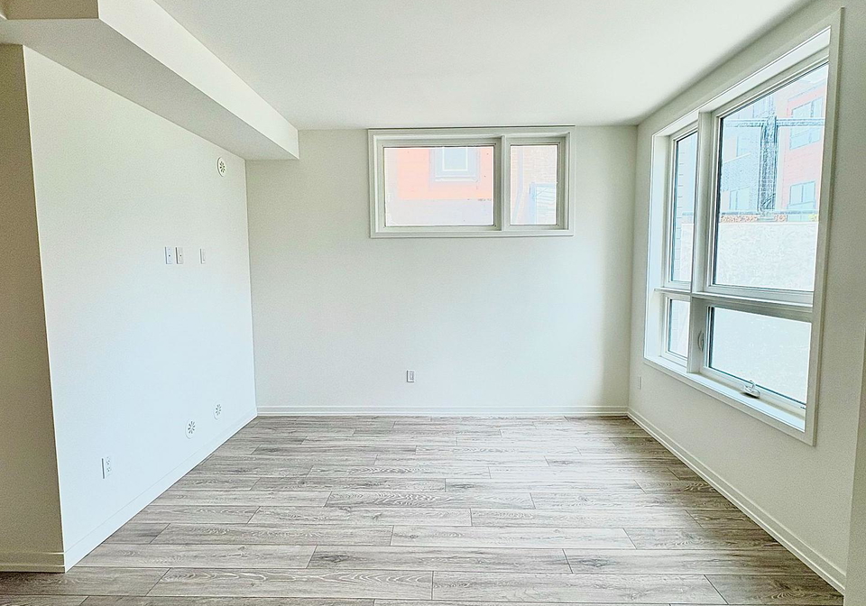 14-lytham-green-circle-newmarket-ontario-n12592554