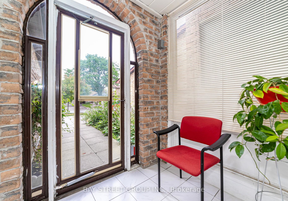 61-mabley-crescent-vaughan-ontario-n12592586