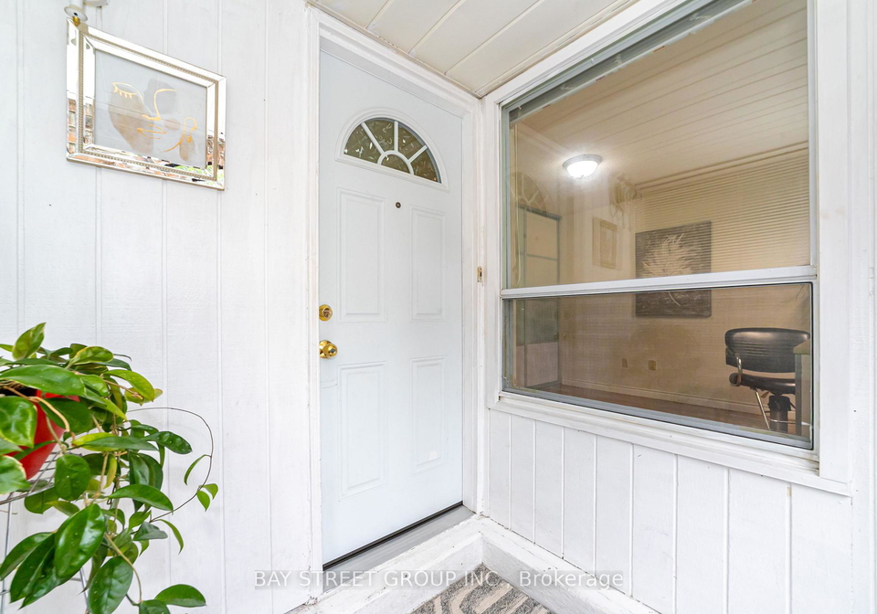 61-mabley-crescent-vaughan-ontario-n12592586
